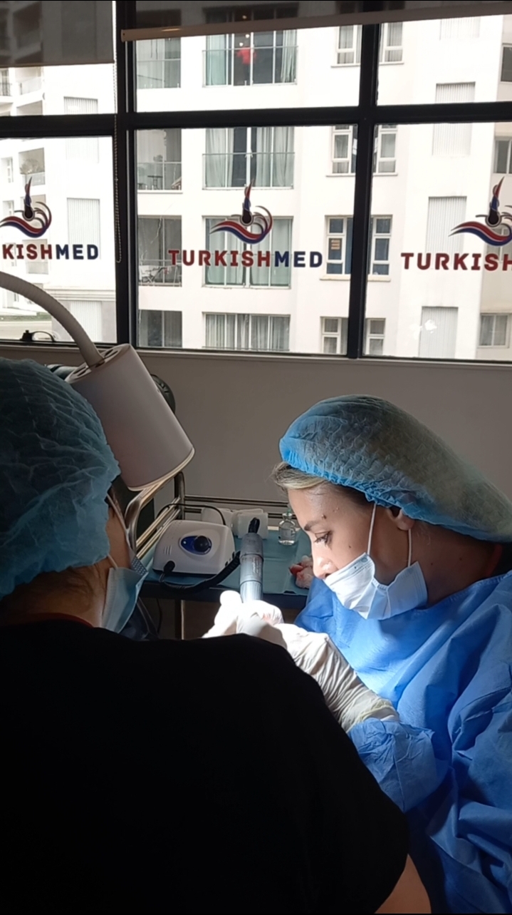 Dr Songul DHI Specialist